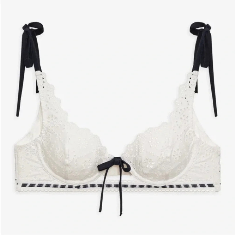 NWT For Love And Lemons White Eyelet Bralette with Black Ties 34DD